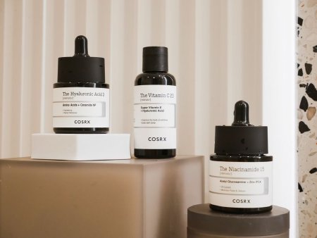 K-Beauty есента на 2026: PDRN, почистващо мляко и кожа, готова за грим - кое си заслужава