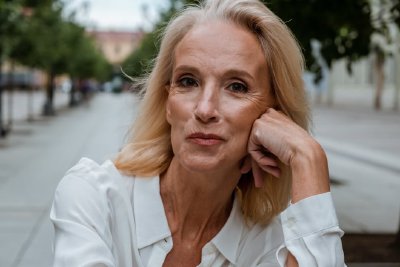 Красива на всяка възраст - защо жените след 60 са по-уверени от всякога