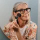 Как науката и изкуството променят начина, по който мислим за стареенето на кожата