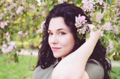 Пролетен детокс за косата - 8 стъпки към жизнена и блестяща коса след зимата