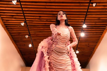 Dior пролет-лято 2027: как Джонатан Андерсън превърна романтиката в модерна лекота