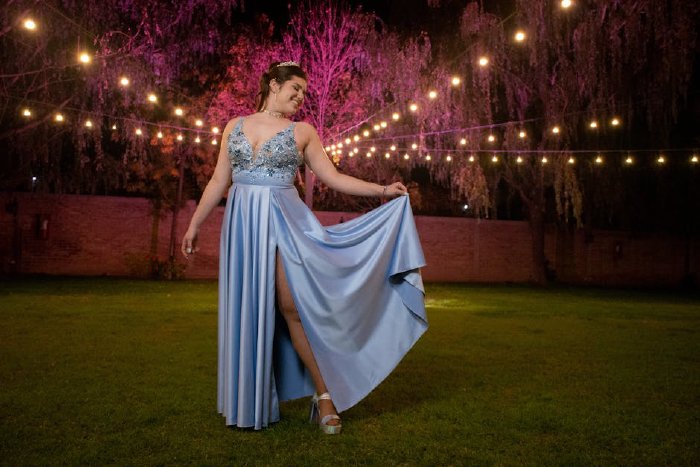 Наситени цветове и елегантни силуети вдъхновяват пролетния гардероб