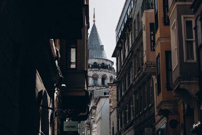Уличка към Галатската кула