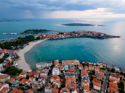 Къмпинг Градина между Созопол и Черноморец - защо това е най-красивият залив по Черноморието