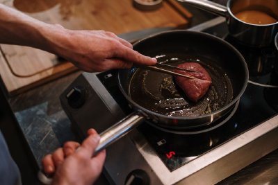 Какво да не слагате в мултикукъра - грешки, които развалят ястията ви