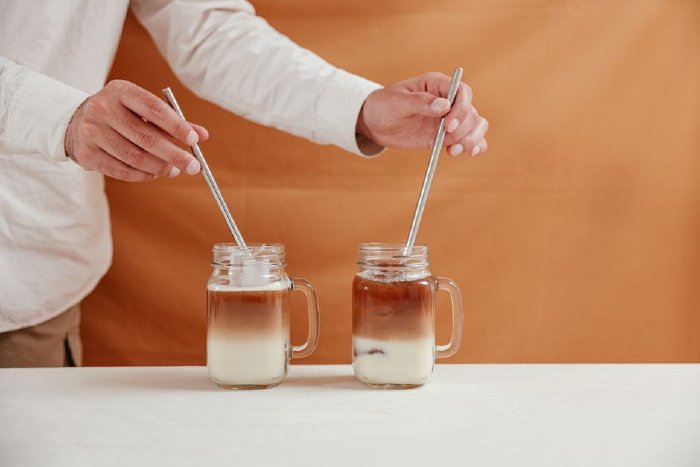 Домашно cold brew в стъклен буркан