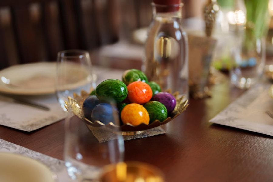 Великденска трапеза от А до Я: пълен наръчник за незабравим празничен обяд