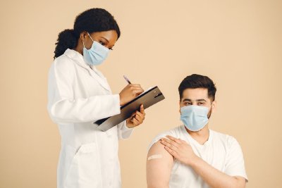 HPV ваксината - защо е важна и за момичетата, и за момчетата в България