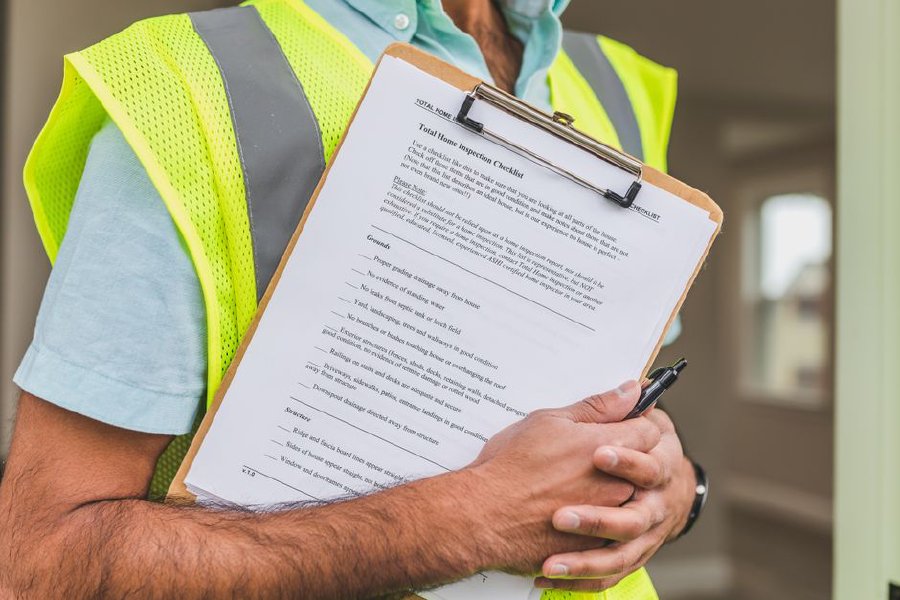 Нова електронна система за здравен контрол: как да проверите салона, басейна или детската градина, преди да им се доверите
