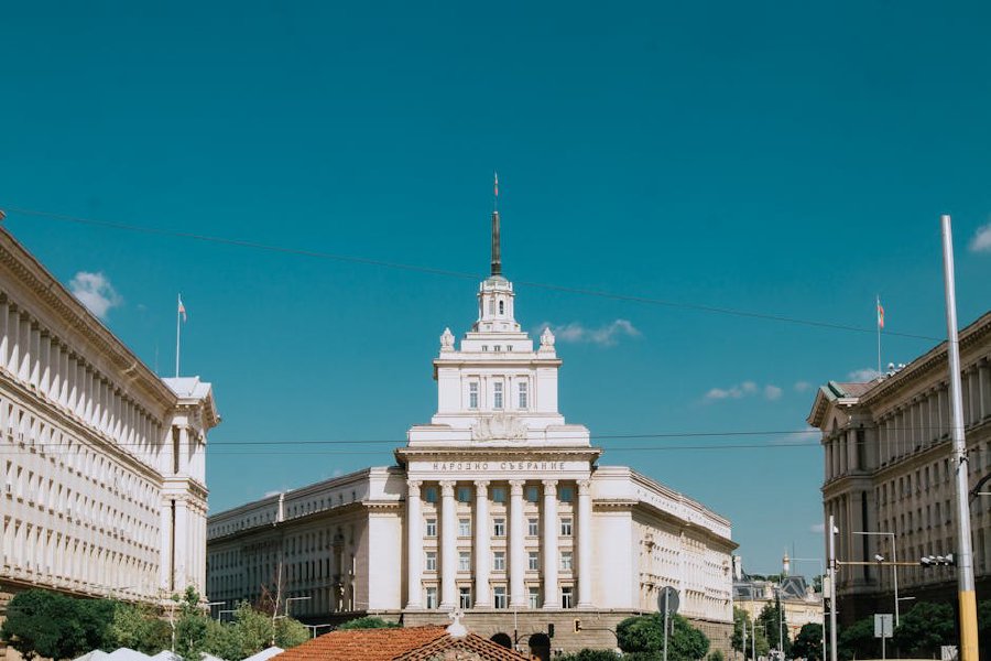 Как работата на здравната комисия в парламента влияе на живота ти